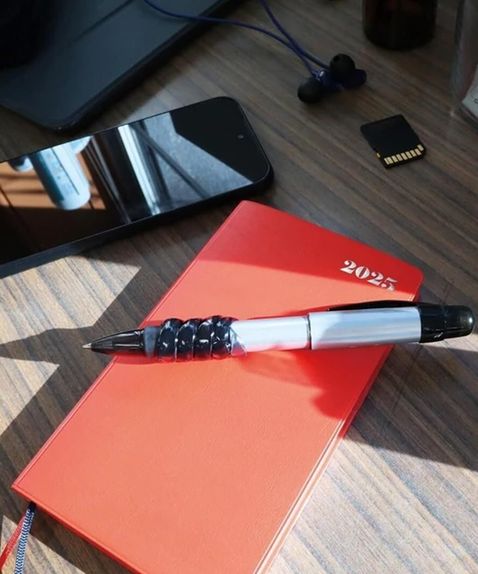 일본 전화선 그립 애플펜슬 홀더 프뉴 감아쓰는 실리콘 스파이럴