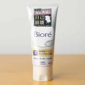 비오레 딥클레이 세안젤 180g 모공케어 일본 클렌징폼