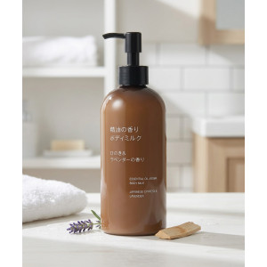 무인양품 바디밀크 에센셜 아로마 일본 무지 바디로션 히노끼 / 라벤더, 300ml, 1개