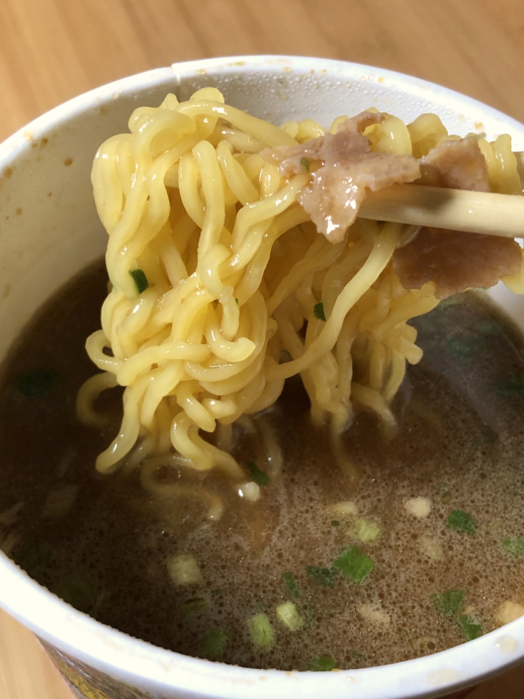 일본 컵라면 로손 무데뽀 농후 돈코츠, 103g, 1개