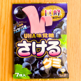 [ UHA ] 사케루구미 거봉 7매입 / 찢어서 먹는 재미있는 젤리 / 일본 젤리